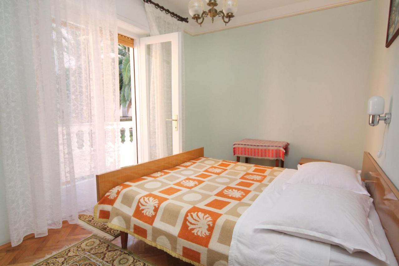 Apartments And Rooms With Parking Space Palit, Rab - 5061 Exterior foto