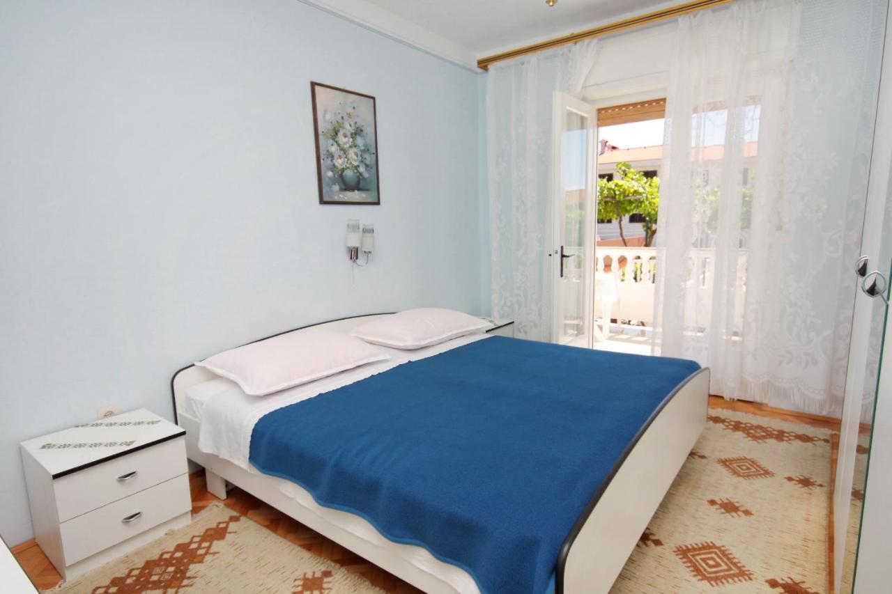 Apartments And Rooms With Parking Space Palit, Rab - 5061 Exterior foto