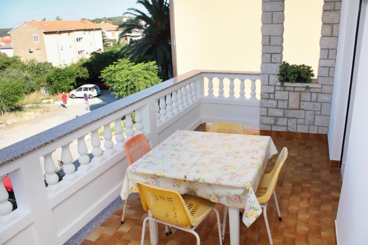 Apartments And Rooms With Parking Space Palit, Rab - 5061 Exterior foto