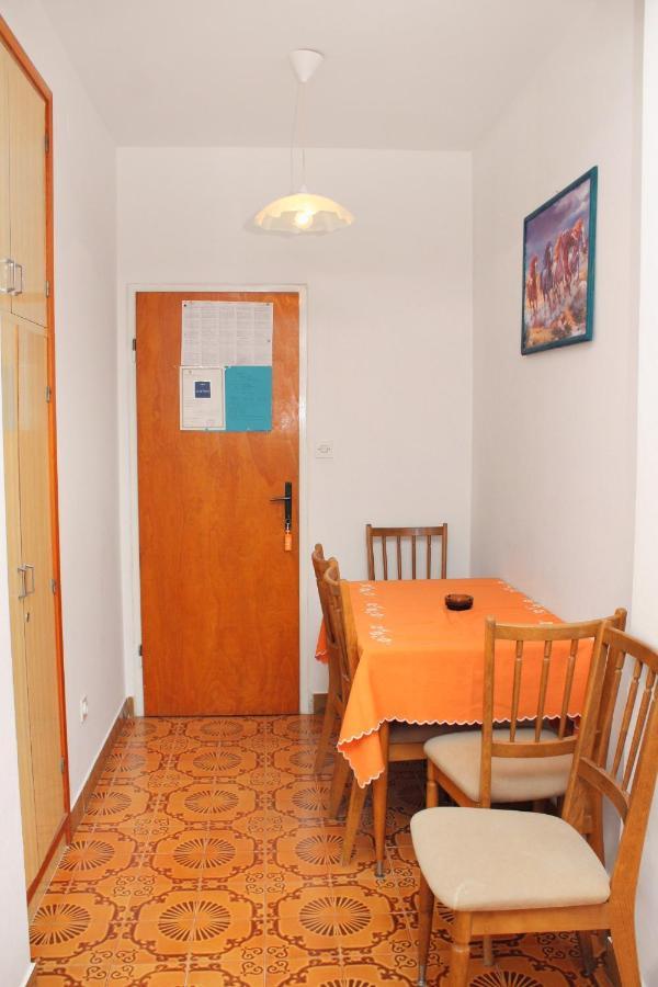 Apartments And Rooms With Parking Space Palit, Rab - 5061 Exterior foto
